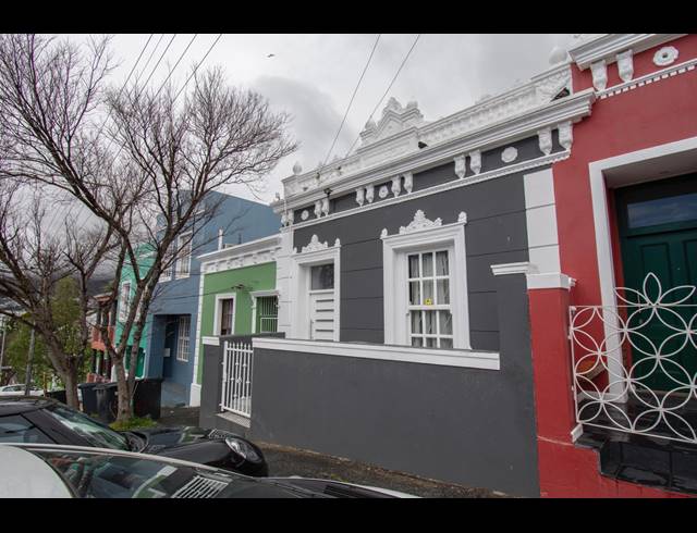 2 BEDROOM FREEHOLD RENTED IN BO KAAP